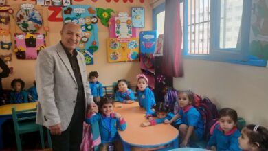 مدير عام المدارس بشبان بنها يتابع انظباط اول يوم دراسي