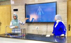 شبان بنها تنظم ورشة عمل عن السبورة الذكية