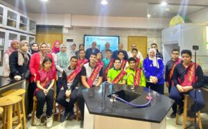 شبان بنها تنظم ورشة عمل عن السبورة الذكية