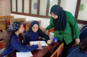 بإستخدام الخرائط الصماء .. شبان بنها تفعل نشاط تعليمي للطلاب