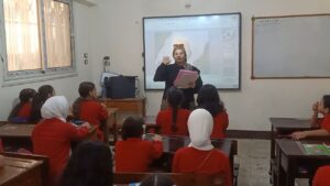 الطالب الاستاذ.. تطبيق العصف الذهنى داخل شبان بنها 