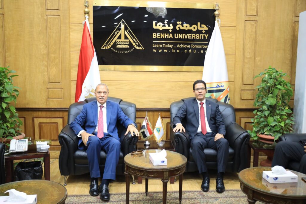 "الهجان" يهنئ "الجيزاوي" لرئاسته جامعة بنها