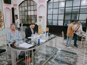 بحضور نقيب الصحفيين .. اقبال كبير على انتخابات الأطباء بالقليوبية