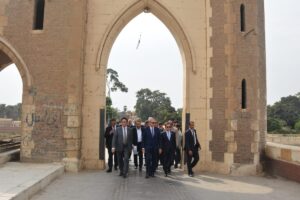 محافظ القليوبيه وسفير كازاخستان يتفقدان عدد من المعالم السياحية 