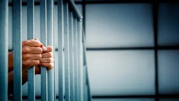المشدد 10 سنوات للمتهمين بخطف شخص وإرغامه على توقيع إيصالات أمانة بالقليوبية