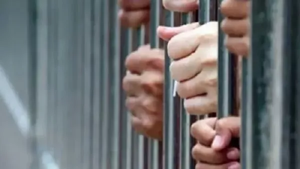 أسفر عن مقتل شخصين.. المؤبد لعاطل والمشدد 10 سنوات لـ11 آخرين لاتهامهم بتبادل إطلاق النار بالقليوبية أسفر عن مقتل شخصين.. المؤبد لعاطل والمشدد 10 سنوات لـ11 آخرين لاتهامهم بتبادل إطلاق النار بالقليوبية