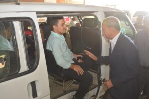 محافظ القليوبية يتابع انتظام سير العمل بمواقف السيارات ومحطات الوقود 