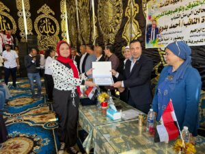 بدوى يكرم المتفوقين بمدرسة ترسا للتعليم الأساسي في قها بالقليوبية