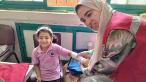 شاهدوا حملة ساعة لغزة.. براعم شبان بنها فى زيارة للهلال الأحمر