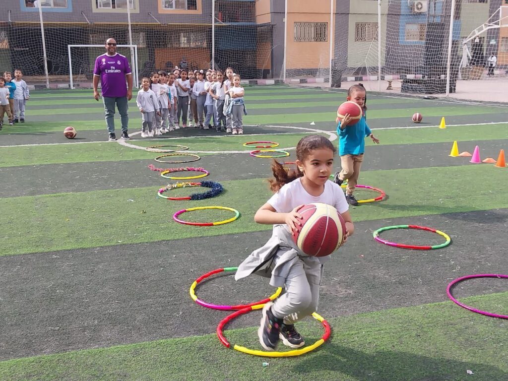 شبان بنها تنظم يوم رياضي حول اساسيات كره السله شبان بنها تنظم يوم رياضي حول اساسيات كره السله