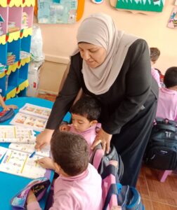 موجه رياض الأطفال بتعليم القليوببة  تتفقد براعم شبان بنها