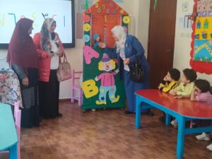 جولة متابعة من موجهين ادارة بنها لمدارس الشبان