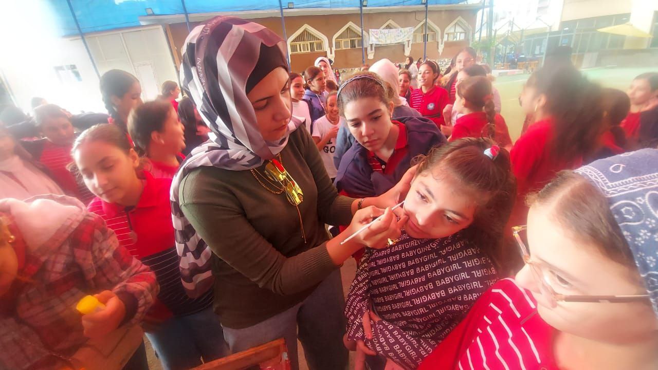 ضحك ولعب ورسم " يوم ترفيهي  لطلاب شبان بنها 