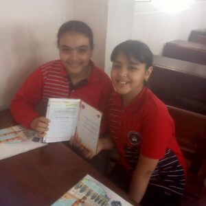  "كتيب إسلامي "..بأيدي طلبة شبان بنها