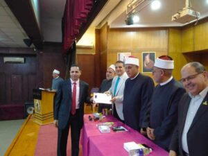 منطقة القليوبية الأزهرية تكرم (50) من حفظة القرآن الكريم