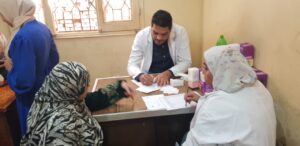 جامعة بنها: الكشف على 711 حالة في القوافل الطبية بقريتي نقباس وكفر العرب