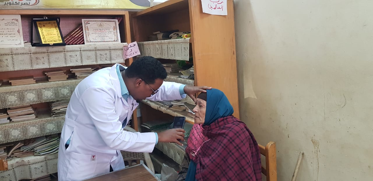 جامعة بنها: الكشف على 711 حالة في القوافل الطبية بقريتي نقباس وكفر العرب