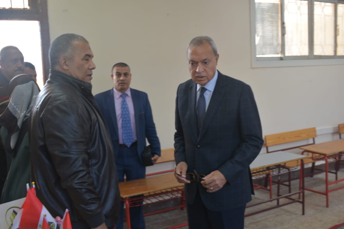 محافظ القليوبية يتفقد لجان الانتخابات الرئاسية بمدينتي طوخ وقها محافظ القليوبية يتفقد لجان الانتخابات الرئاسية بمدينتي طوخ وقها