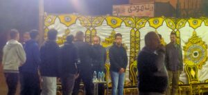 الفنان أحمد حلمي يتلقى عزاء شقيقه ببنها (صور)