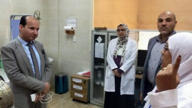 إحالة مسئول مكتب الصحة وأطباء مركز طبي للتحقيق بالقليوبية