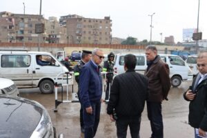 محافظ القليوبية يتفقد أعمال شفط مياه الأمطار