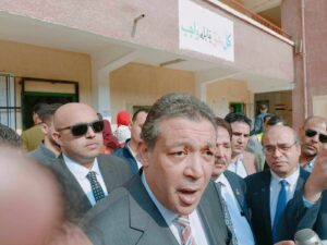 حازم عمر يصل بنها للمرور على لجان الانتخابات الرئاسية