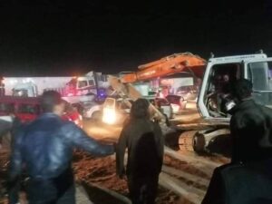 مصرع 8 أشخاص وإصابة 13 آخرين في حادث سير مأساوي بصحراوى البحيرة