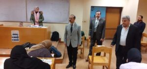 نائب رئيس جامعة بنها يتفقد سير الامتحانات بكلية الحاسبات والذكاء الاصطناعي
