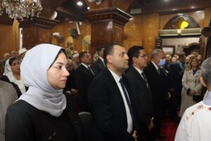 محافظ القليوبية يشهد قداس عيد الميلاد المجيد بكنيسة السيدة العذراء ببنها (صور)