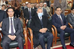 محافظ القليوبية يشهد قداس عيد الميلاد المجيد بكنيسة السيدة العذراء ببنها (صور)