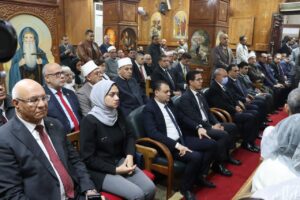 محافظ القليوبية يشهد قداس عيد الميلاد المجيد بكنيسة السيدة العذراء ببنها (صور)