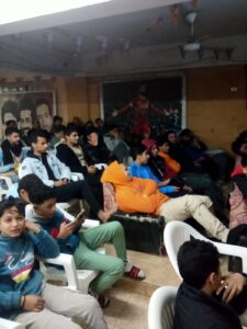 إقبال المشجعين على مراكز شباب القليوبية لمشاهدة مباراة المنتخب الوطني