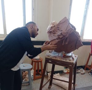 لاستكمال أعمالهم.. رئيس جامعة بنها يمنح المتسابقين ساعات إضافية في ملتقى إبداع