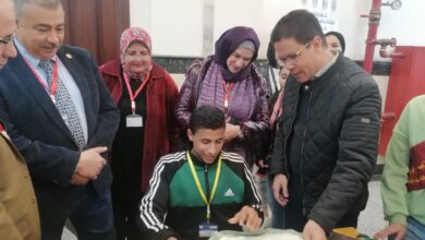 رئيس جامعة بنها يتفقد فعاليات "ملتقى إبداع الخامس لكليات التربية النوعية"