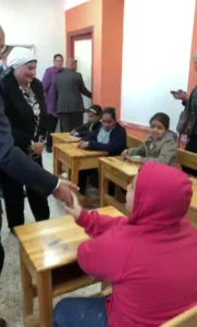 وزير التعليم يتفقد مدرسة النور للمكفوفين في مدينة بنها