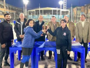 الشبان أبطال منطقة القليوبية والجمهورية في كرة اليد