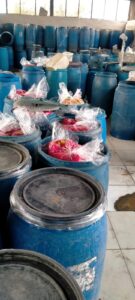 ضبط 2 طن ونصف مخللات غير صالحة للاستهلاك الآدمي ببنها