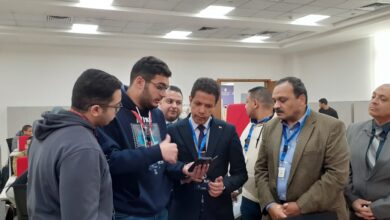 رئيس جامعة بنها يتفقد فعاليات هاكاثون التقنيات الناشئة لتمكين ذوي الهمم