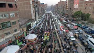 أطول مائدة إفطار بالقليوبية بحضور 12 ألف مواطن (صور)