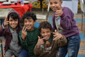 أطول مائدة إفطار بالقليوبية بحضور 12 ألف مواطن (صور)