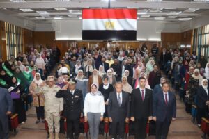 محافظ القليوبية يشهد إحتفالية المحافظة بعيد الأم ويكرم عدد من الأمهات المثاليات بالمحافظة
