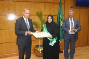 محافظ القليوبية يشهد إحتفالية المحافظة بعيد الأم ويكرم عدد من الأمهات المثاليات بالمحافظة