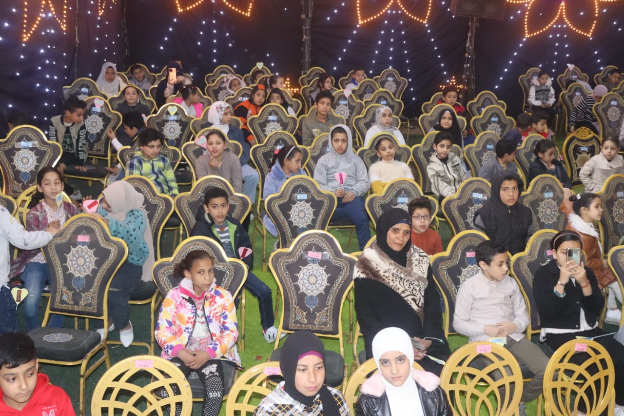 محافظ القليوبية يكرم حفظة القران الكريم علي مستوي 70 قرية