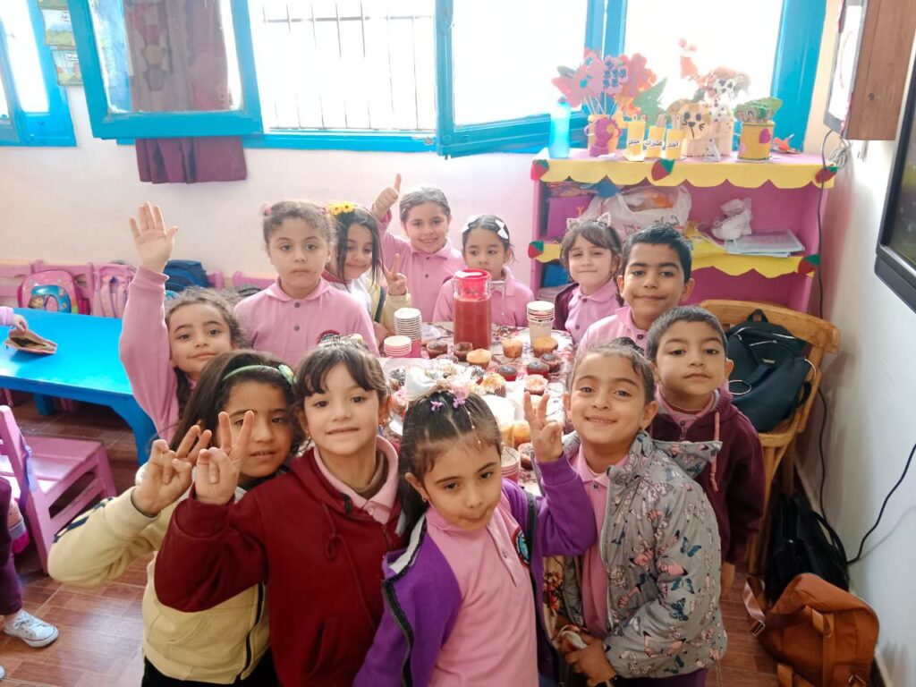 كب كيك مختلف ومتميز مع براعم شبان بنها كب كيك مختلف ومتميز مع براعم شبان بنها