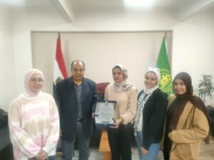 شبان بنها تكرم نائب محافظ القليوبية  فى اليوم العالمى للمرأة