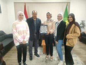 شبان بنها تكرم نائب محافظ القليوبية  فى اليوم العالمى للمرأة