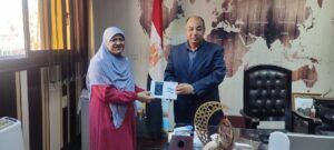 مصطفي فرج يكرم وكلاء مجمع مدارس الشبان العالمية ببنها