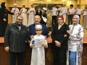 أصوات ملائكية.. تكريم براعم الشبان فى مسابقات القرآن الكريم