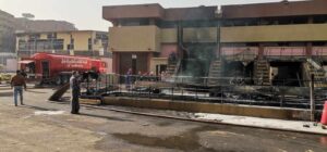 انفجار في 3 محطات صرف صحي وإصابة 3 أشخاص (صور)