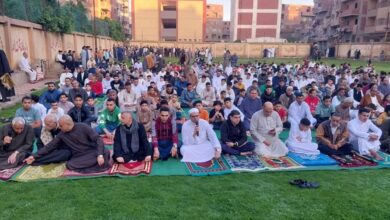 المئات يتوافدون على مساجد وساحات القليوبية لأداء صلاة عيد الفطر (صور) المئات يتوافدون على مساجد وساحات القليوبية لأداء صلاة عيد الفطر (صور)